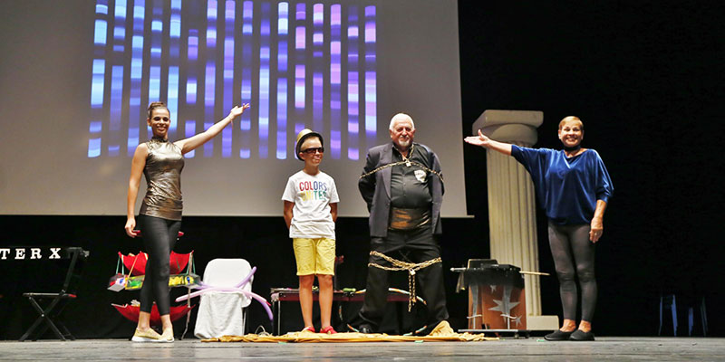Magia con Míster X y sus amigos en el centro cultural