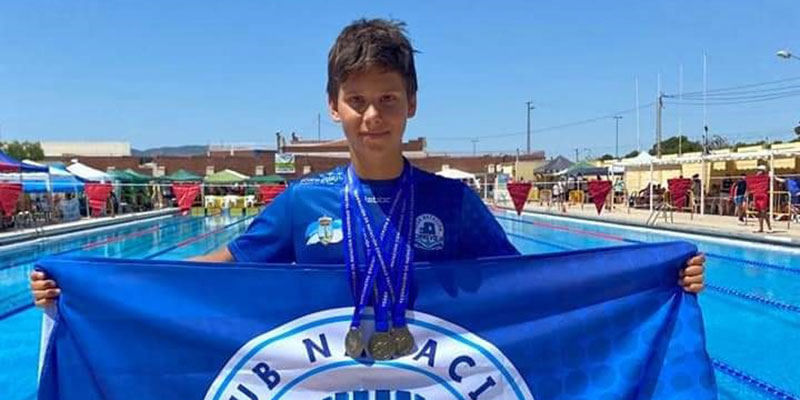 El nadador Bogdan Yarovoy se alza triple campeón autonómico en Elda