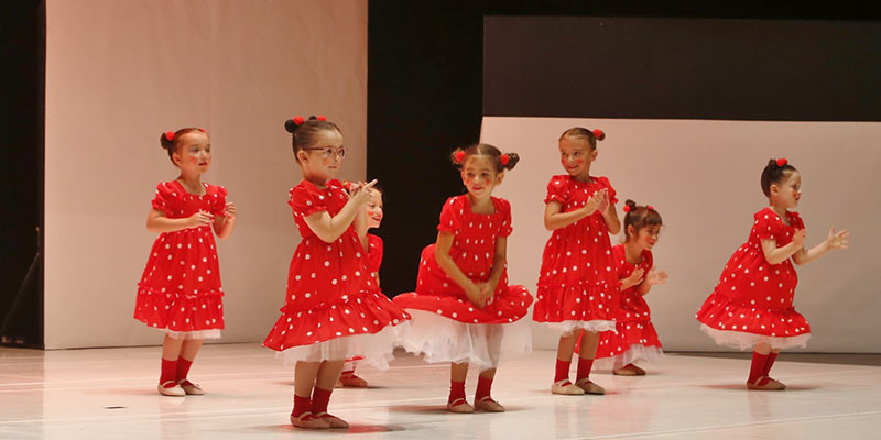 Espectacular gala de fin de curso del Centro de Danza Arantxa Blanco