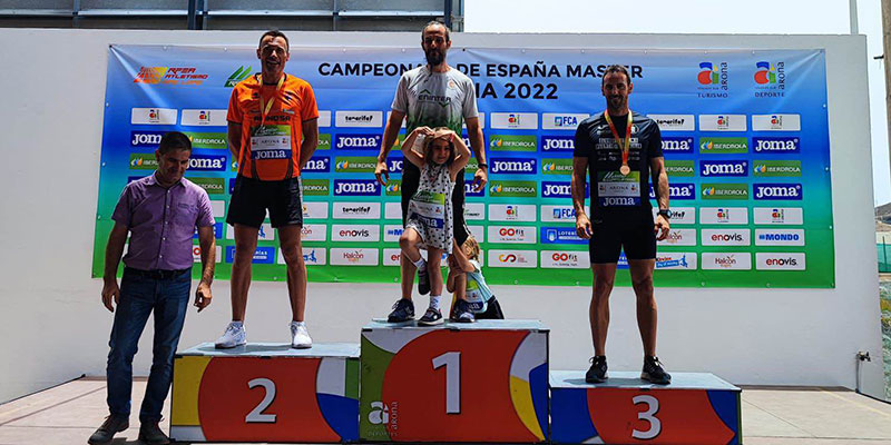 Jorge Sánchez Simón, campeón de España M40 de salto de longitud