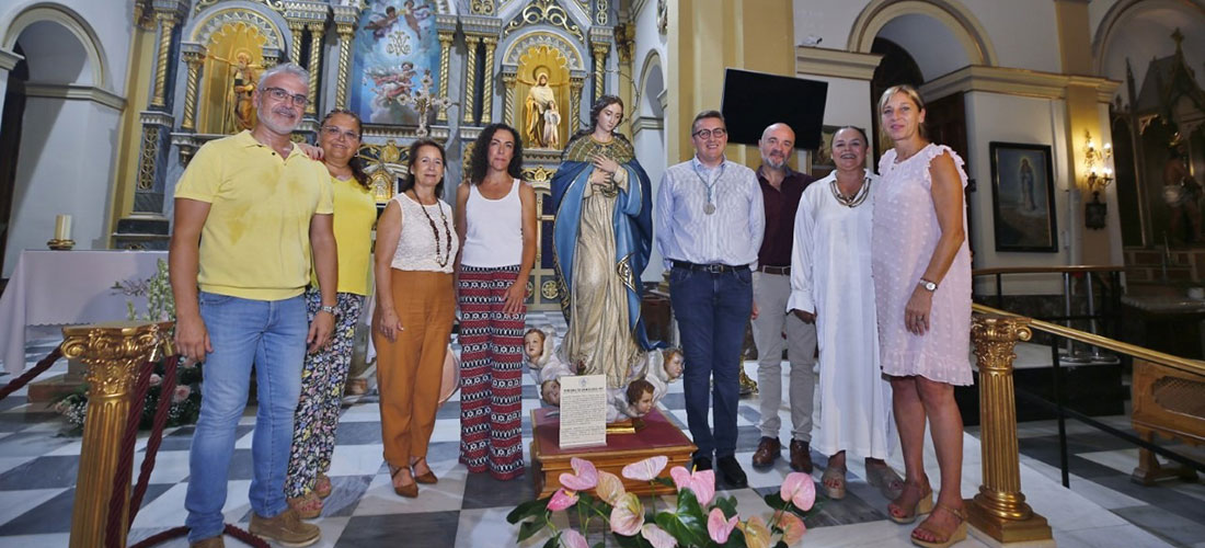La Purísima de la Hermandad de Barcelona bendecida y expuesta al culto en el camarín de la patrona