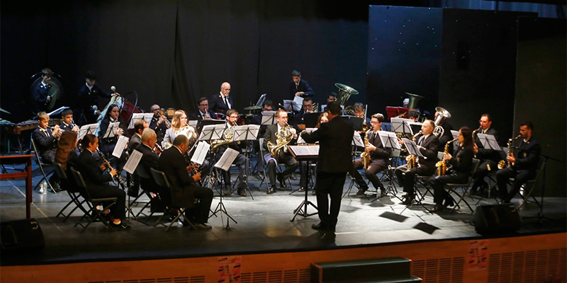 3285-SALEROSOS Concierto de intercambio musical de ‘Los Salerosos’ y la Banda de Pilar de la Horadada