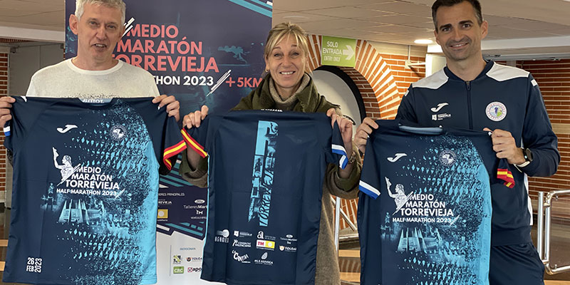 Presentada la camiseta oficial del Medio Maratón Torrevieja