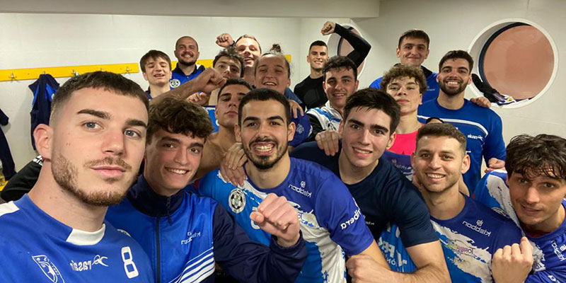 El Mare Nostrum cierra su portería para vencer a Petrer