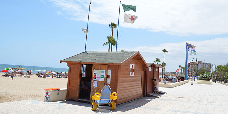 Comienza el nuevo servicio de vigilancia, salvamento y socorrismo en las playas de Torrevieja