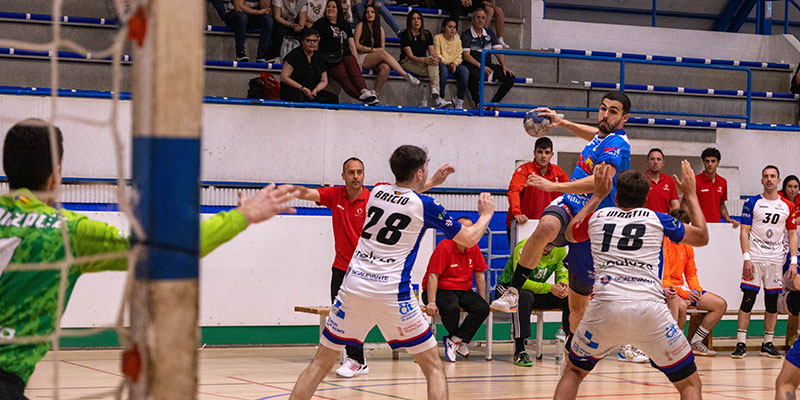 El Mare Nostrum no puede competir ante el líder