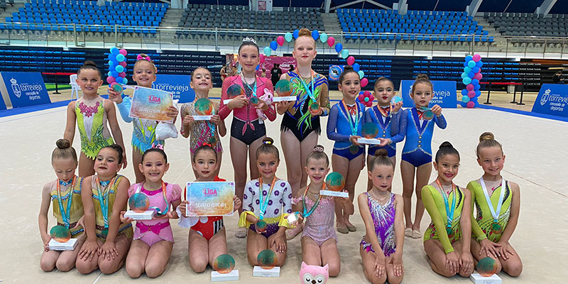 Broche final de temporada del Club Gimnasia Rítmica Torrevieja