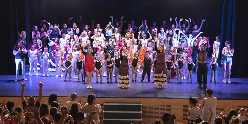Espectacular gala de fin de curso de la escuela de baile Payá’s