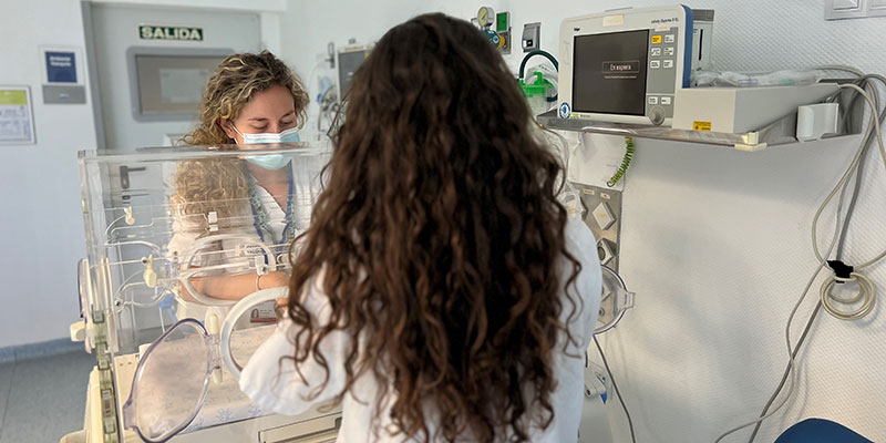 La unidad de neonatología del Hospital recupera las puertas abiertas 24 horas para progenitores