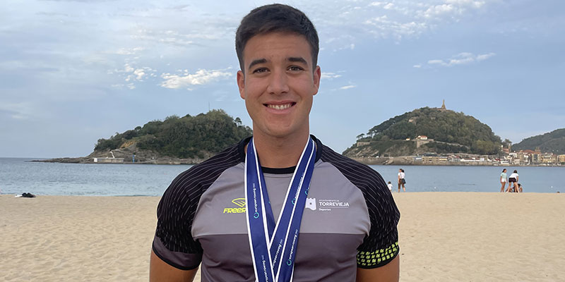 Ander Martín se concentró con el equipo nacional de Beach Sprint