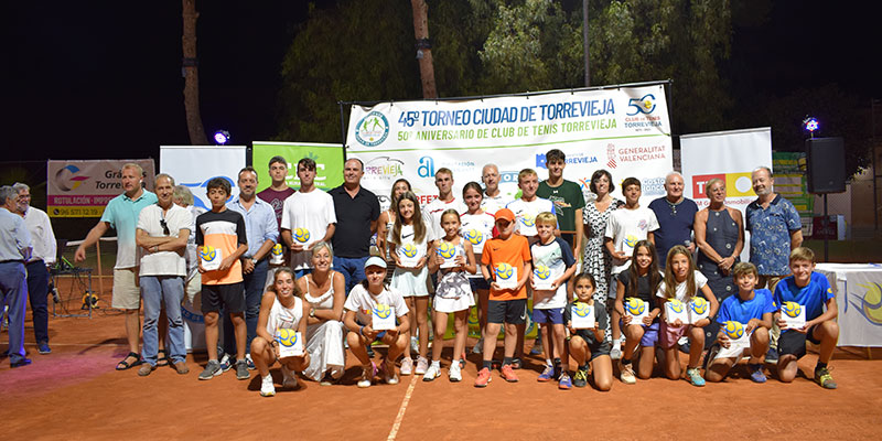 Esther López y Carlos Giménez, ganadores del 45º Torneo de Tenis ‘Ciudad de Torrevieja’