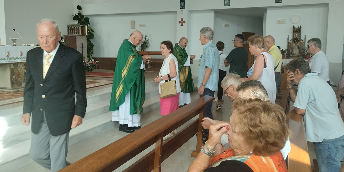 3331-PARROCO Nuevo párroco de la Virgen del Rosario de La Mata y de El Salvador de Torrevieja