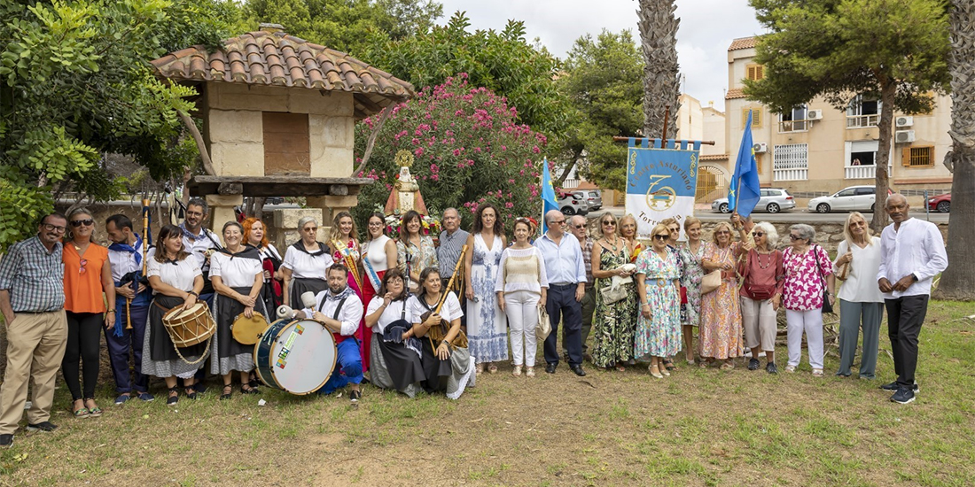 El Centro Asturiano festeja de nuevo a la Santina de Covadonga