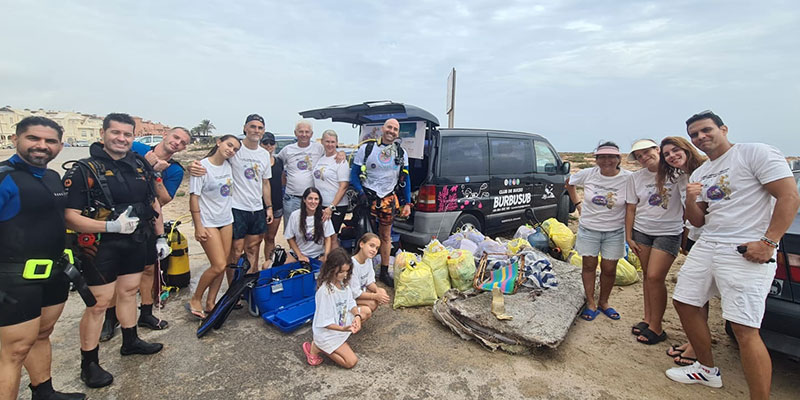 BurbuSub recogió 140 kilos de basuraleza en la limpieza de fondos marinos