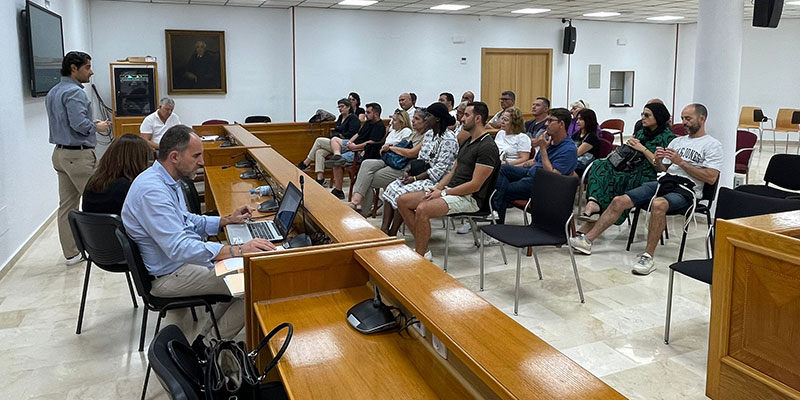 El Ayuntamiento comenzará las obras de mejora de acceso al puerto antes de fin de año