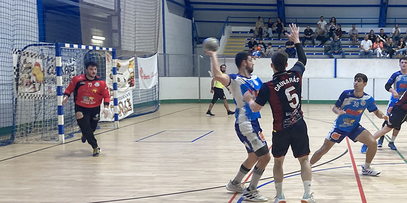 El Mare Nostrum se trae dos puntos a Torrevieja tras ganar a Agustinos