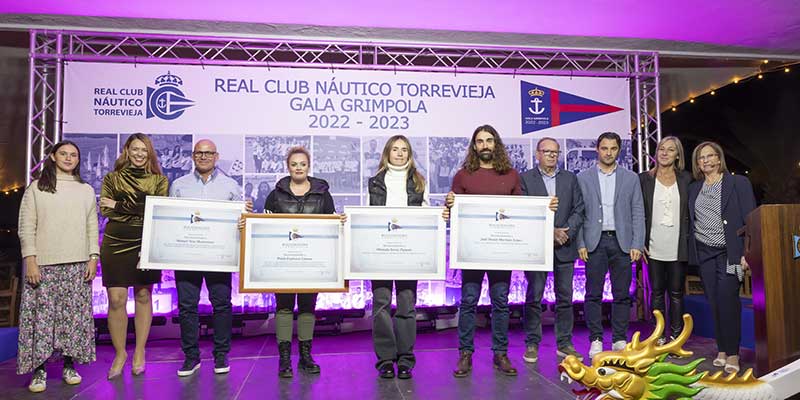 El RCN Torrevieja homenajea a 144 deportistas en la III Gala Grímpola 2023