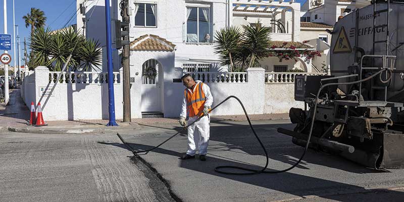 Comienzan las obras de reasfaltado en las calles París y Roma