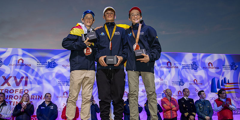 Iker Múgica y Olha Lubianska, campeones de la XVI Euromarina Optimist Torrevieja