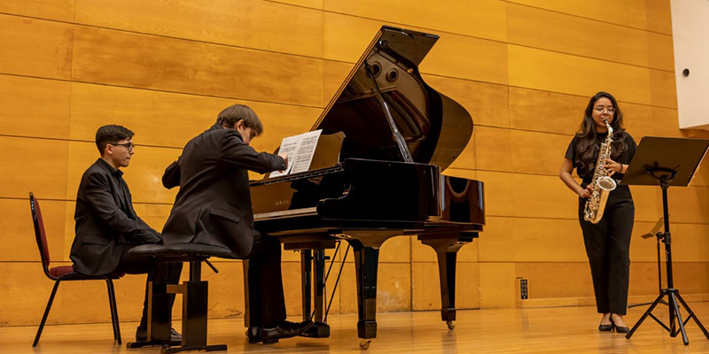 El Aula de Saxofones del Conservatorio Superior de Música “Oscar Esplá” actuó en Torrevieja