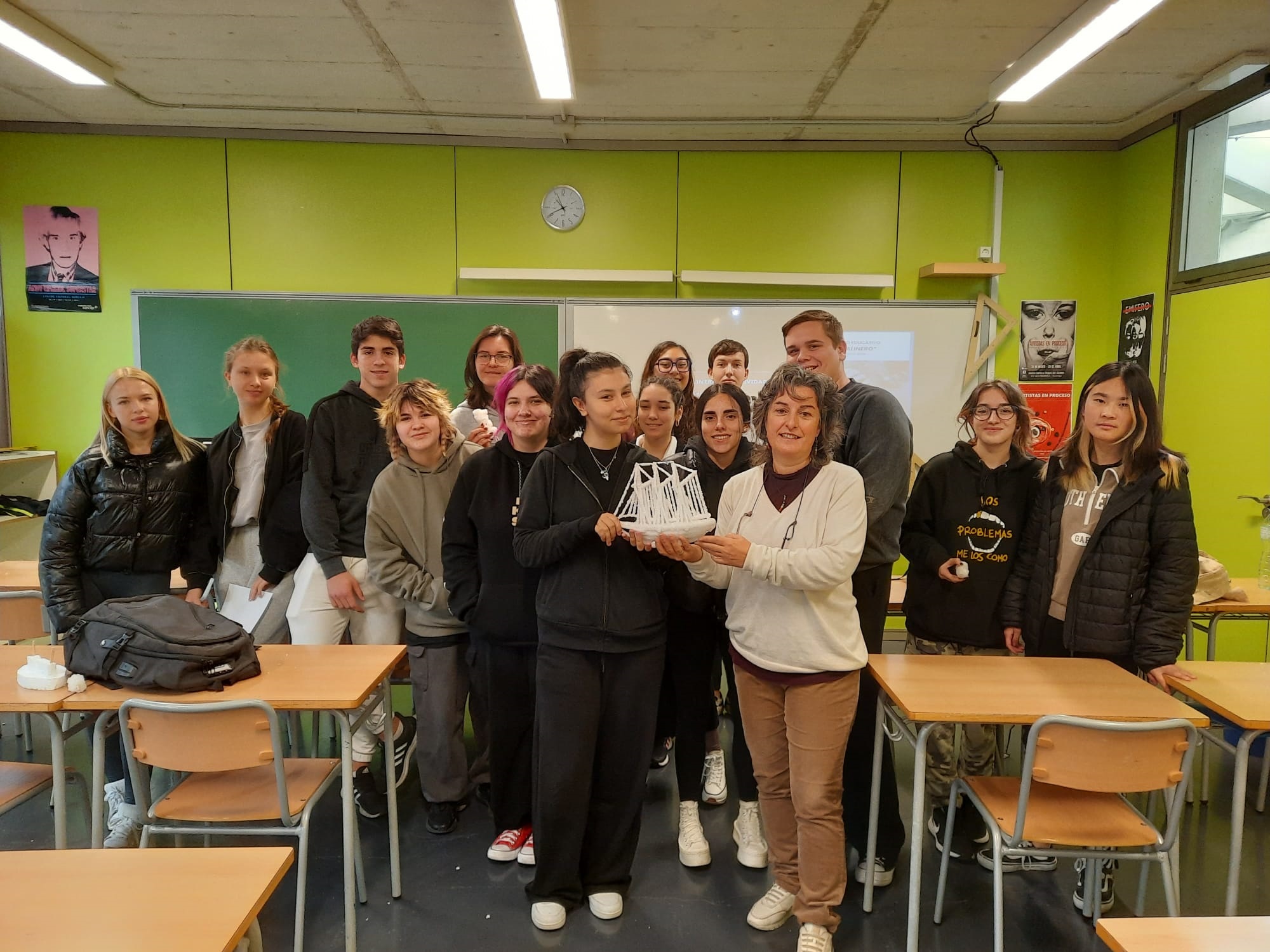 Ars Creatio y el IES Mediterráneo, con la artesanía salinera