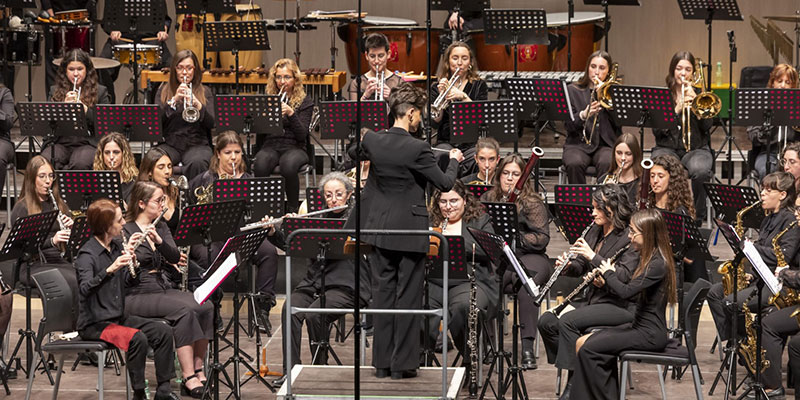 El Auditorio se llenó con los conciertos de Pablo López y la Banda Sinfònica de Dones