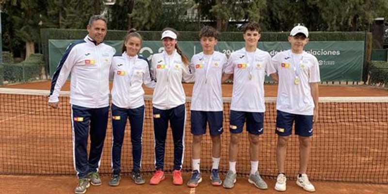 El equipo cadete del Club de Tenis, campeón de la CV
