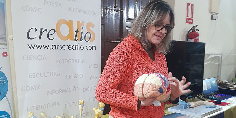va3358-ars Gran éxito la segunda edición de la actividad «El cerebro y Cajal en el Museo de Historia Natural» organizada por Ars Creatio