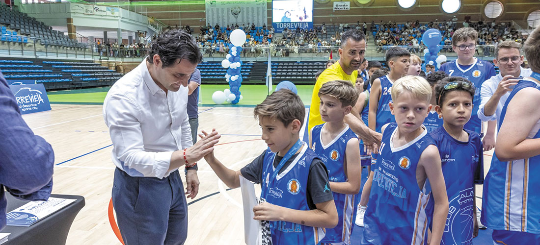 Multitudinaria clausura  de temporada de las Escuelas  Deportivas