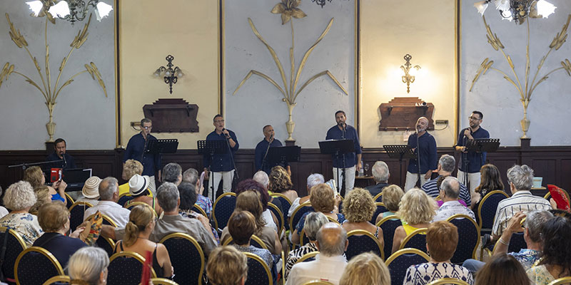 Sette Voci ofreció su concierto a la carta en el Casino