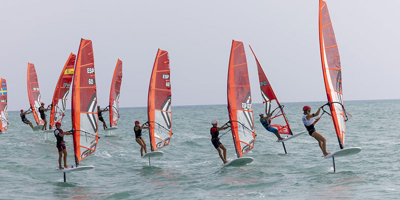 El RCNT consigue dos primeros puestos, cuatro segundos y un tercero en la prueba autonómica de windsurfing
