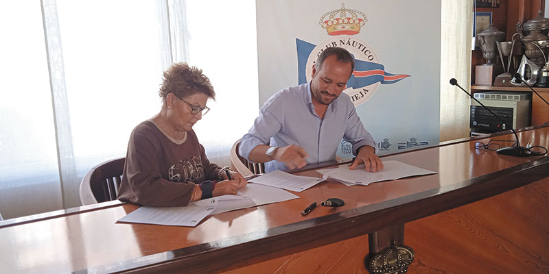El Real Club Náutico y ASIMEPP se unen y firman un convenio para entrenar en Dragón Boat