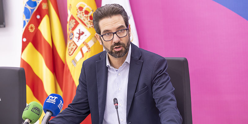 va3386-jgl Aprobada la licitación de las obras de reparación de siete pistas de pádel, dos pistas de frontenis, nuevo control de acceso a las instalaciones y la construcción de una cafetería en la Ciudad Deportiva