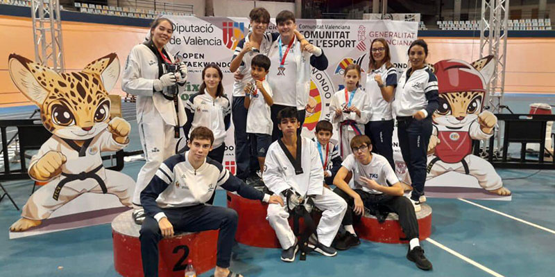 va3386-taekwondo Lluvia de medallas para el Club Taekwondo en Valencia