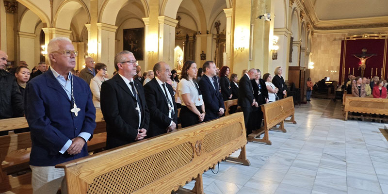 VA3389-COFRADIA La Cofradía del Santo Sepulcro rindió homenaje a los fallecidos por la DANA en Valencia