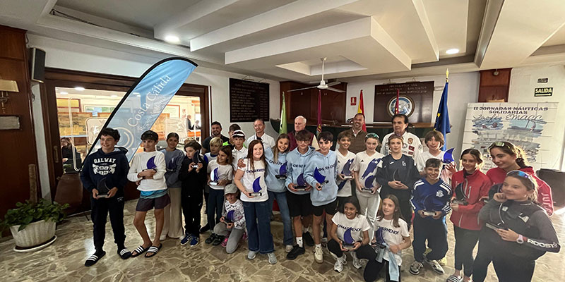 VA3389-RCNT El equipo de Optimist del RCNT consigue tres oros, una plata y dos bronces en la regata autonómica de Los Nietos