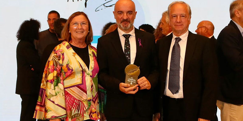 Reconocimiento especial al Certamen de Habaneras de Torrevieja en los IV Premios a la Cultura Alicantina