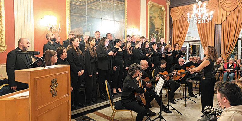 va3393-coral-vallejos La Coral ‘Francisco Vallejos’ cerró su 70 aniversario con un concierto