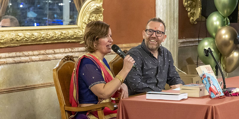 va3394-olga-parra Olga Parra presentó su novela ‘Yātra. Vuelta a India’