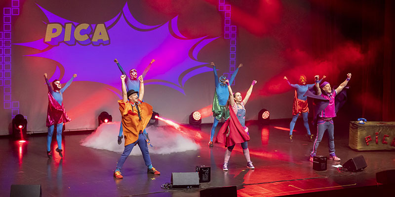 va3394-pica-pica El musical infantil ‘¡Hola Caracola!’ divirtió a todos