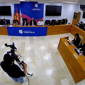 va3395-pleno Aprobada en pleno la resolución de alegaciones de la ordenanza del servicio de recogida domiciliaria de basuras
