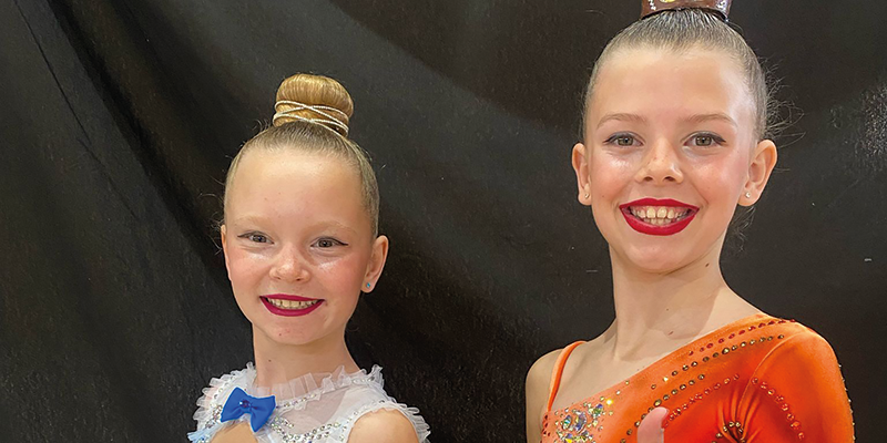 Gimnastas del Club Gimnasia Rítmica Torrevieja celebran su clasificación para el Campeonato de España en Guadalajara