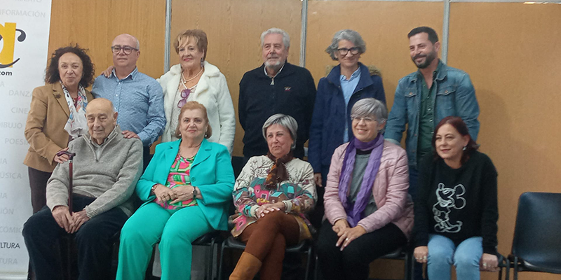 Recital “Poemas del agua” interpretado por Ars Creatio en el Paseo Vista Alegre dentro de la Feria del Libro de Torrevieja 2025