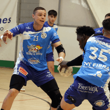 El Mare Nostrum cierra la temporada con una victoria en casa