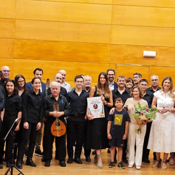 La orquesta de cuerda pulsada homenajeó a Manuel Martínez Guirao