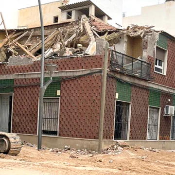 Derribo de la casa de la familia Giménez-Cañizares