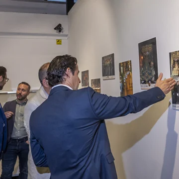 Una exposición recorre los 40 años de la Cofradía de la Esperanza en el año de la coronación canónica