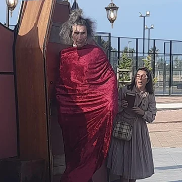 El espectáculo de clown “Bienvenido Nasferatu” estrenó el anfiteatro del Parque de la Siesta