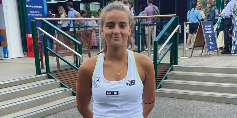 va3421-charo esquiva Charo Esquiva cae en octavos de final de Wimbledon Júnior