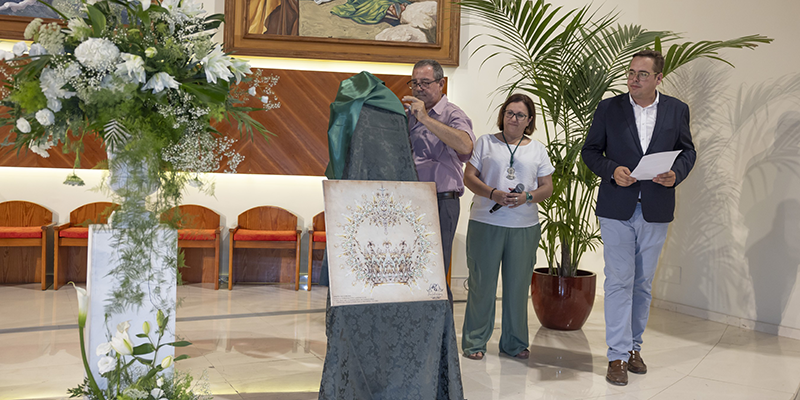 va3421-corona Presentada la nueva corona de la Virgen de la Esperanza